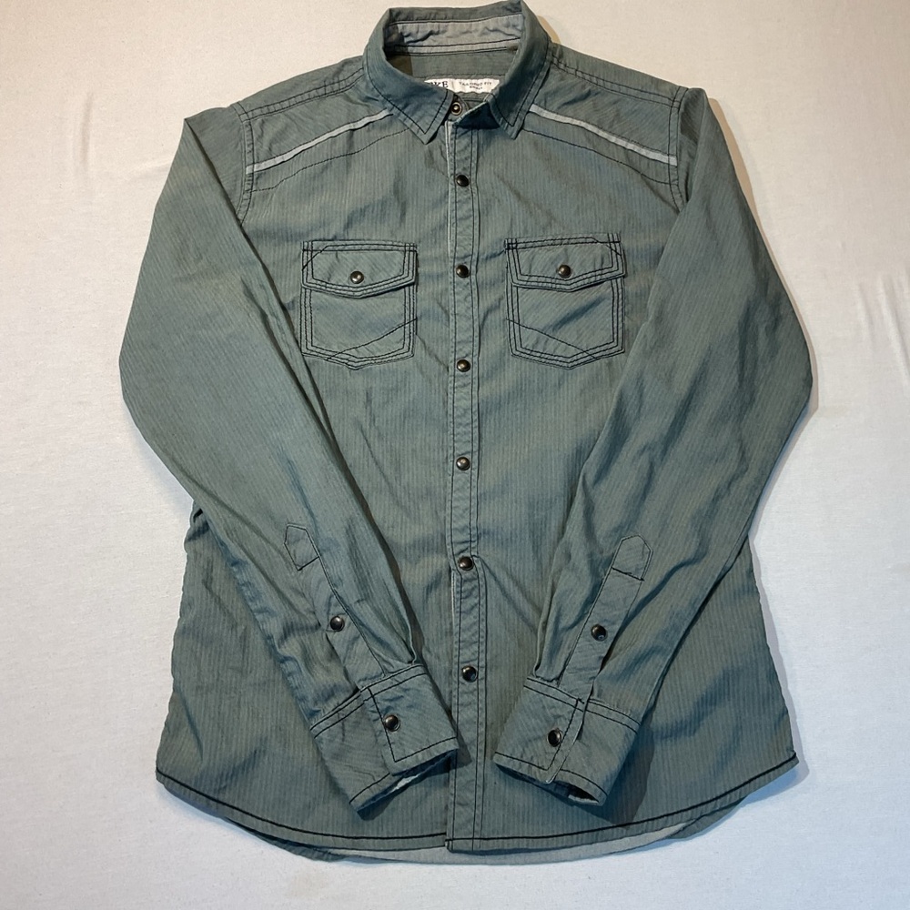 BKE Buckle Men's Long Sleeve Green Double Pocket Collar, Size S Tailored Fit